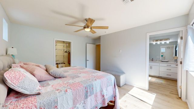 17212 S Mesa Shadows Drive, Vail, AZ 85641