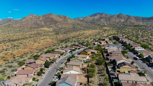17212 S Mesa Shadows Drive, Vail, AZ 85641