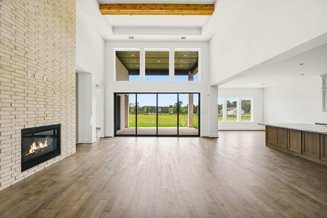 105 Bentwood Meadow Lane, Montgomery, TX 77356