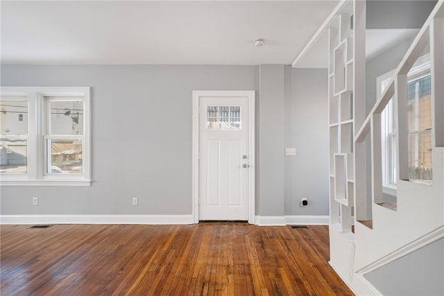 172 Camden Avenue, Providence, RI 02908