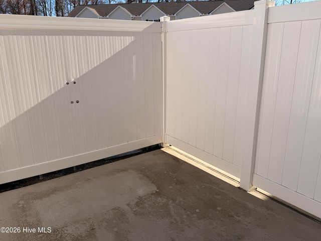 1240 Cross Creek Circle 5, Greenville, NC 27834