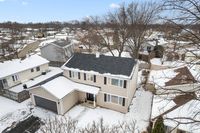 1021 Foxworth Boulevard, Lombard, IL 60148