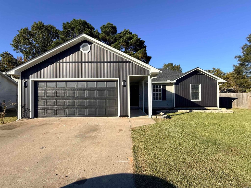 14 Ariel Drive, Ward, AR 72176