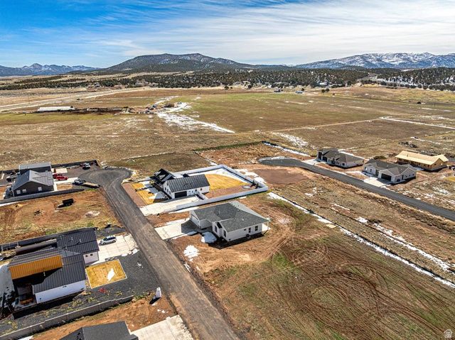 762 E 300 S, Enterprise, UT 84725