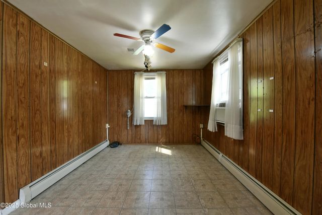 102 Willow Street, Guilderland, NY 12084