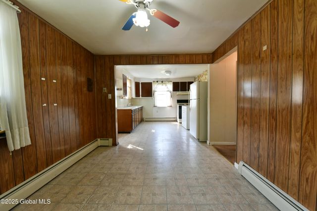 102 Willow Street, Guilderland, NY 12084