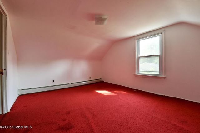 102 Willow Street, Guilderland, NY 12084