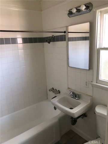 58 Harkness A, Pasadena, CA 91106