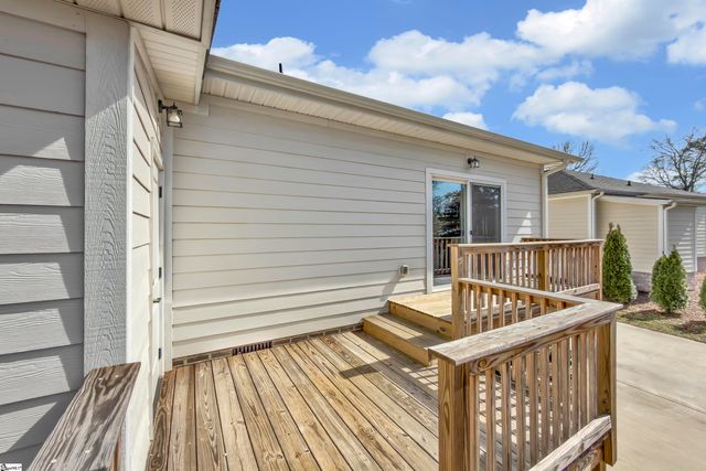 336 Prosperity Avenue, Greenville, SC 29605