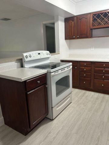 3920 7th Avenue N, Lake Worth Beach, FL 33461