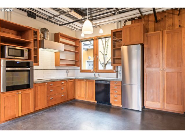 321 MILL St 1, Eugene, OR 97401