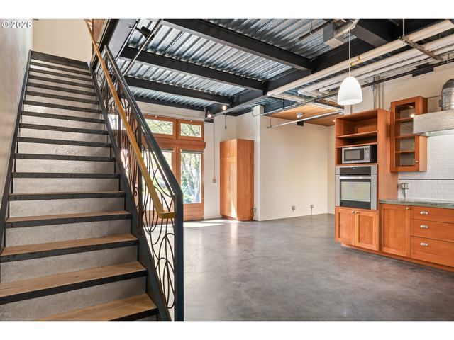 321 MILL St 1, Eugene, OR 97401