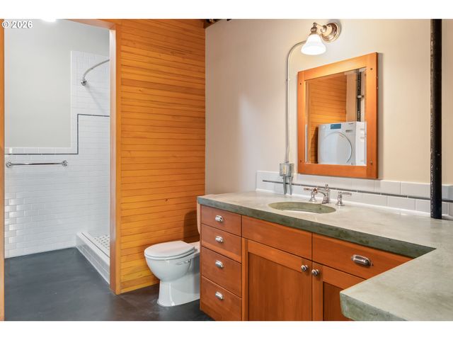 321 MILL St 1, Eugene, OR 97401