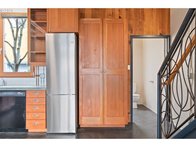 321 MILL St 1, Eugene, OR 97401