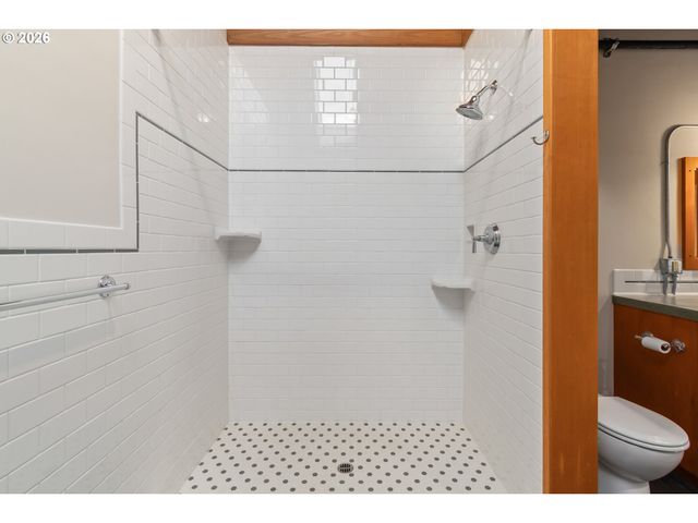 321 MILL St 1, Eugene, OR 97401