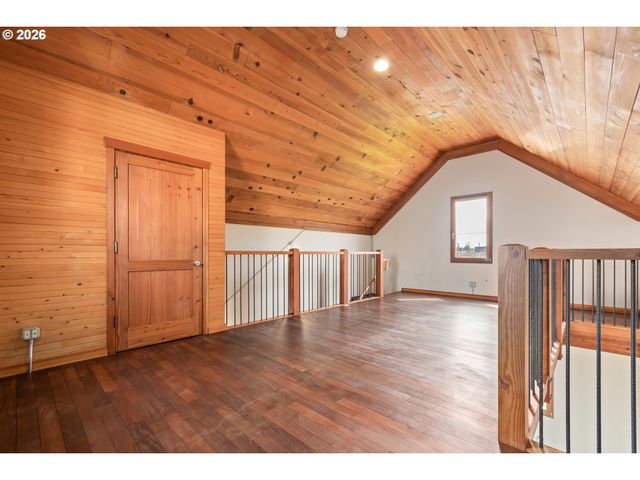 321 MILL St 1, Eugene, OR 97401