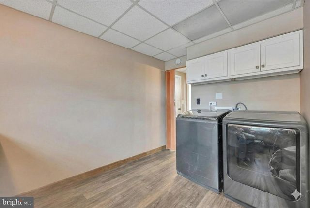 1145 HIGHLAND DR, Mechanicsburg, PA 17055