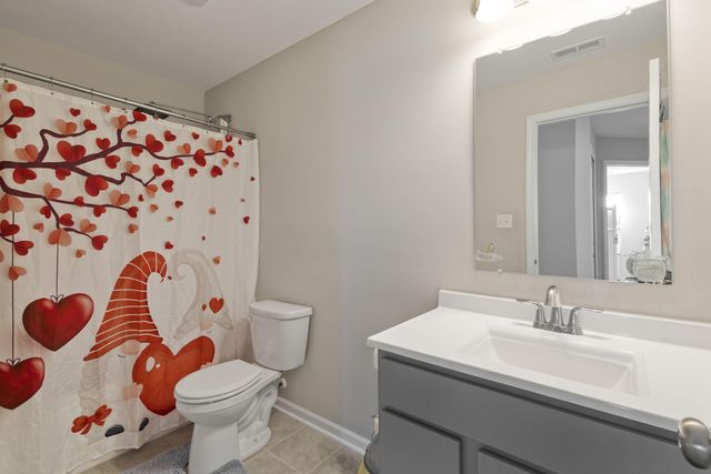 13333 Sky Drive, Dyer, IN 46311