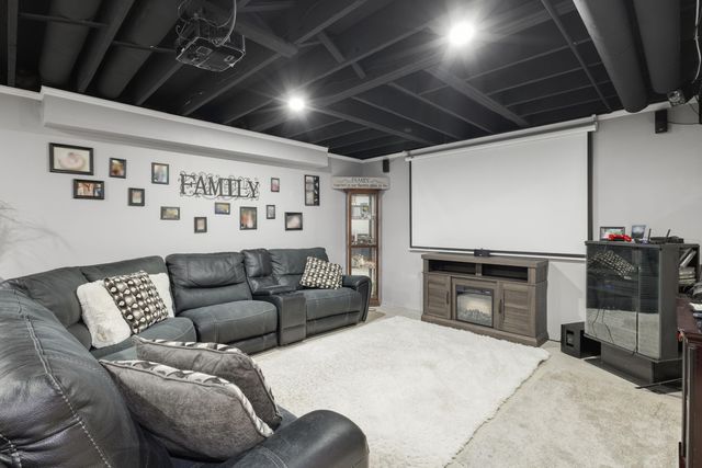 13333 Sky Drive, Dyer, IN 46311