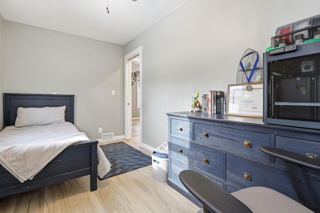 16919 Cottage Grove Avenue, Wayzata, MN 55391