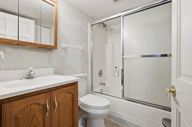 16919 Cottage Grove Avenue, Wayzata, MN 55391