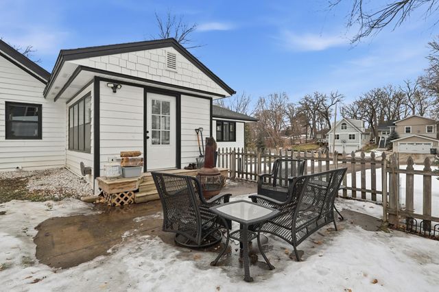 16919 Cottage Grove Avenue, Wayzata, MN 55391