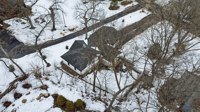 16919 Cottage Grove Avenue, Wayzata, MN 55391