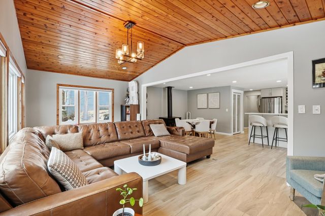 16919 Cottage Grove Avenue, Wayzata, MN 55391