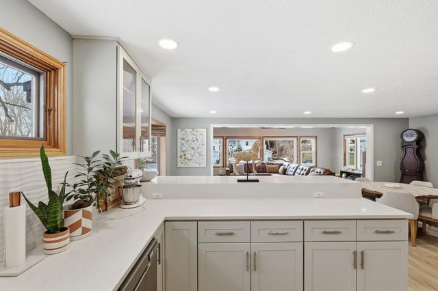 16919 Cottage Grove Avenue, Wayzata, MN 55391