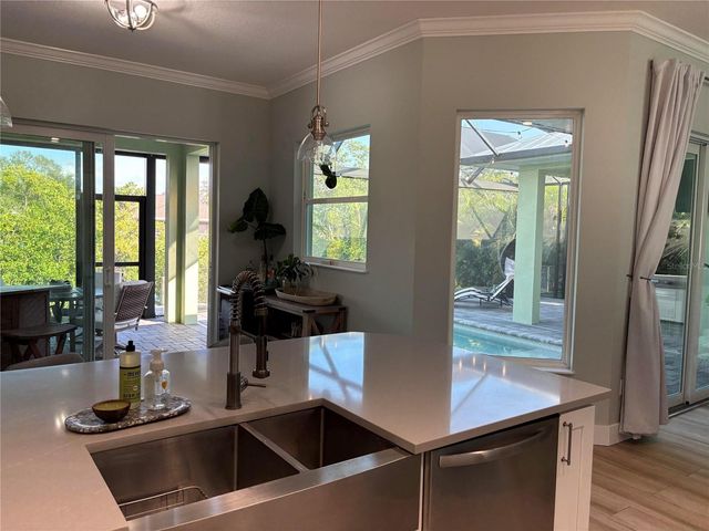 805 30TH COURT E, Bradenton, FL 34208