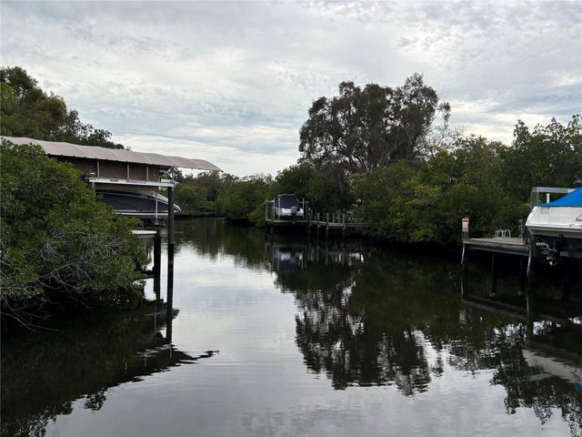 805 30TH COURT E, Bradenton, FL 34208