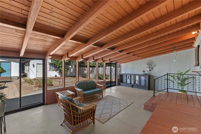 22 S Emerson Avenue, Wenatchee, WA 98801