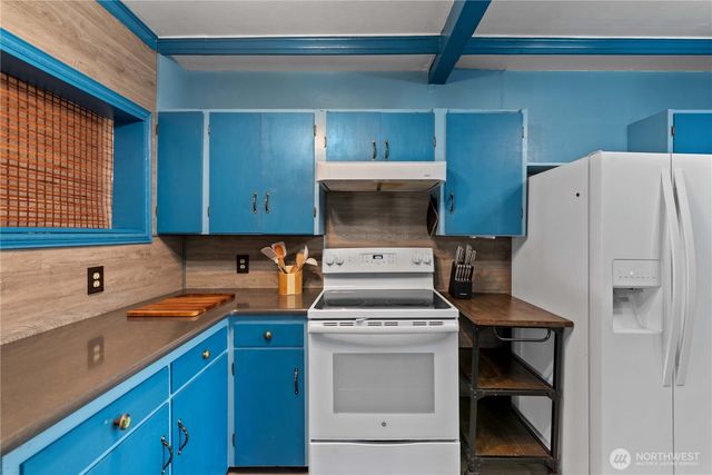 22 S Emerson Avenue, Wenatchee, WA 98801