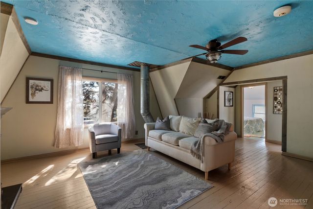 22 S Emerson Avenue, Wenatchee, WA 98801