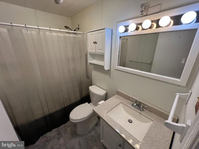 8104 MID HAVEN RD, Baltimore, MD 21222