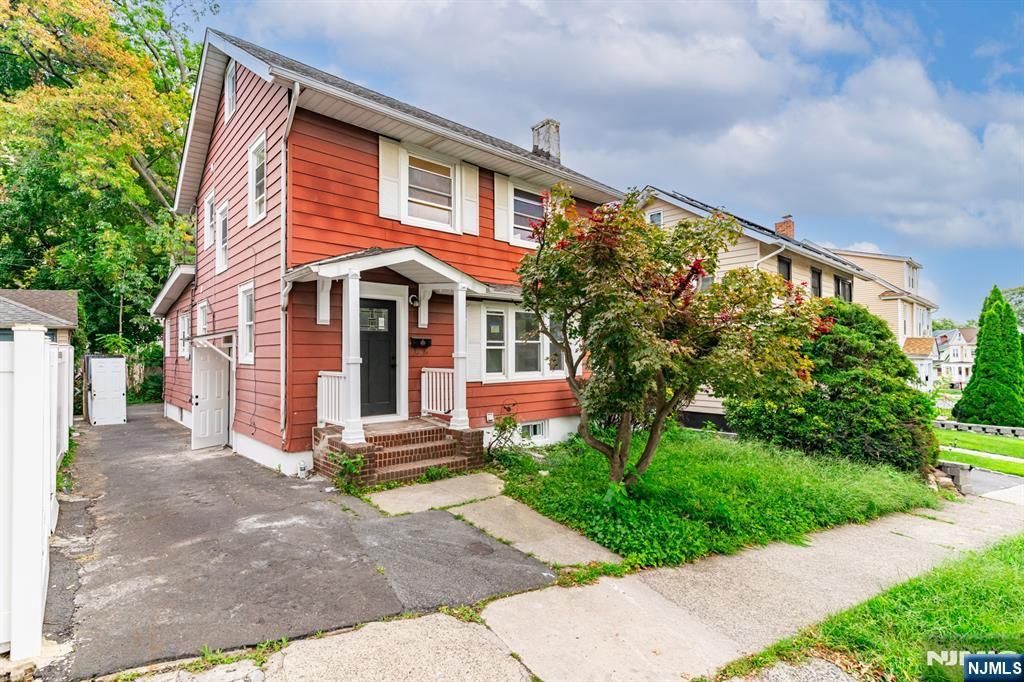 58 Wayne Avenue, East Orange, NJ 07018
