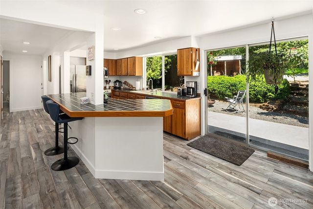 16530 237th Avenue SE, Issaquah, WA 98027