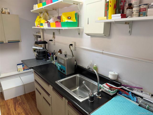 43-30 48th Street, Sunnyside, NY 11104