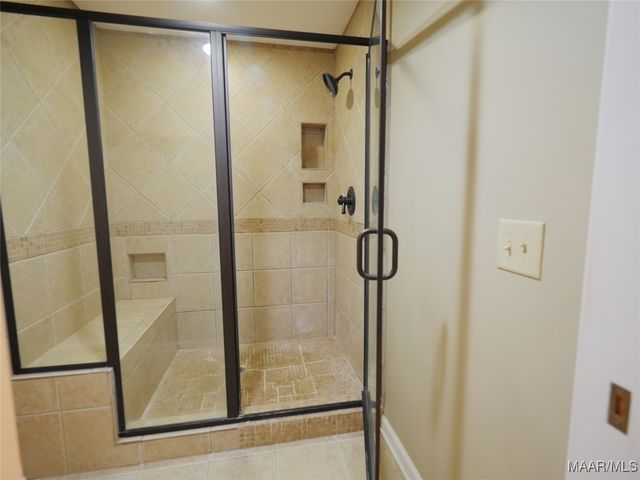 1800 Wentworth Drive, Montgomery, AL 36106