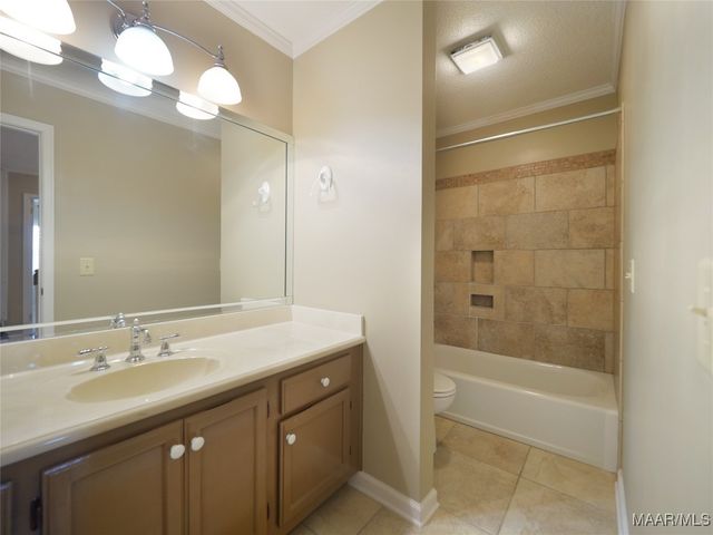 1800 Wentworth Drive, Montgomery, AL 36106