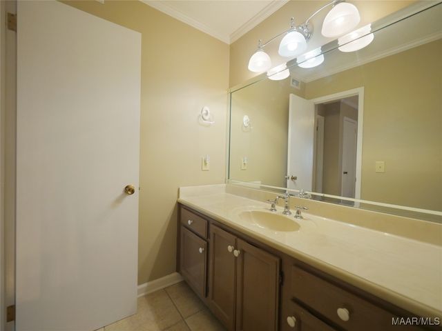 1800 Wentworth Drive, Montgomery, AL 36106