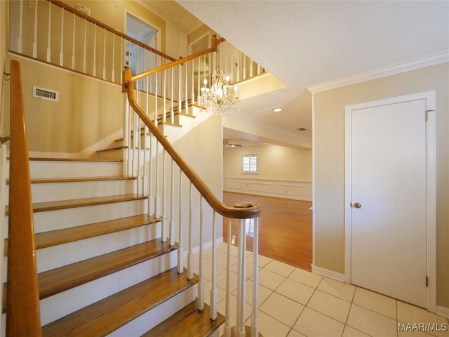 1800 Wentworth Drive, Montgomery, AL 36106