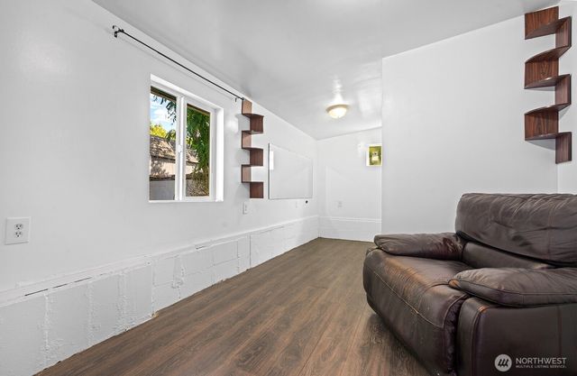 403 E Division Street, Mount Vernon, WA 98274