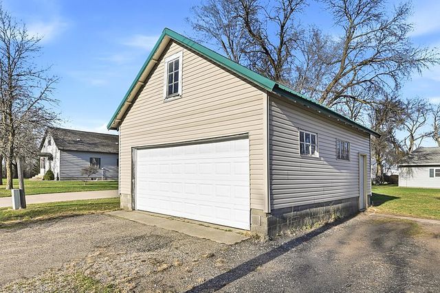 301 Minnie Street, Paynesville, MN 56362