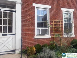 18 South 2ND B, Easton, PA 18042