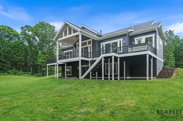 1497 10 Mile Road NE, Comstock Park, MI 49321