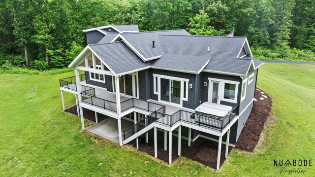 1497 10 Mile Road NE, Comstock Park, MI 49321