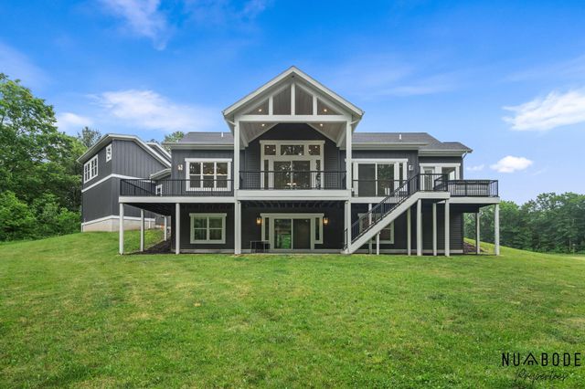 1497 10 Mile Road NE, Comstock Park, MI 49321