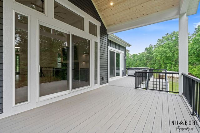 1497 10 Mile Road NE, Comstock Park, MI 49321