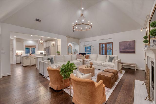 919 Old Valley Way, Houston, TX 77094